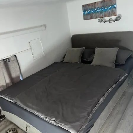 Cc Vic Apartment